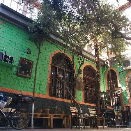 Flora Hostel Baku Exterior foto